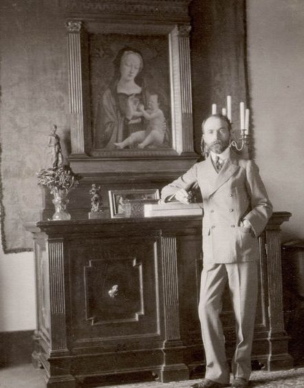 Bernard_Berenson_at_Villa_I_Tatti,_1903